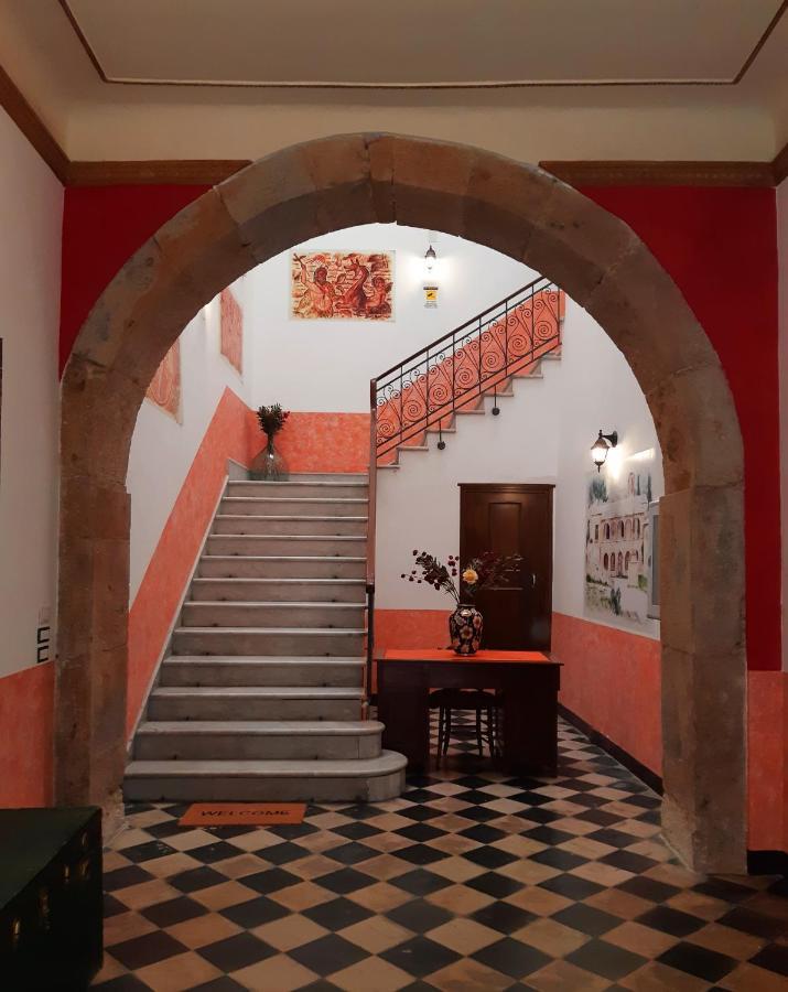 مبيت وإفطار بياتْسا أرمارِنا Antico Palazzo Affitti Brevi المظهر الخارجي الصورة